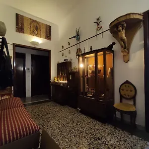 Albergue Movidablablabla, Bari